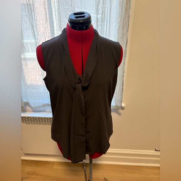 Calvin Klein Grey Blouse, Size M, Excellent condition - Picture 5 of 6